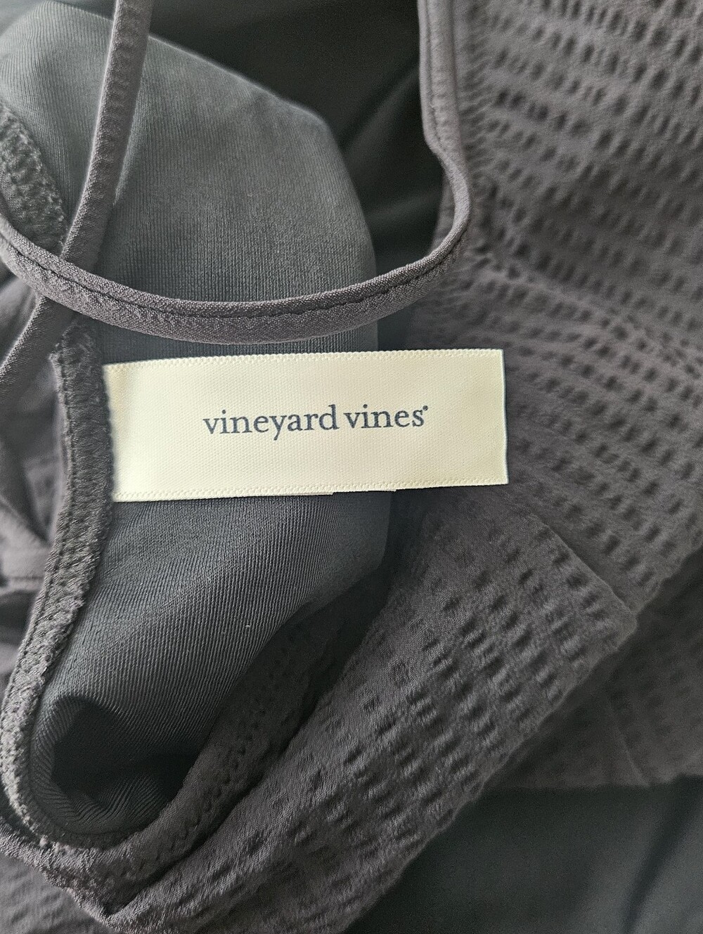 Vineyard Vines Black Textured One-Piece Swimsuit Never Worn - Picture 3 of 5